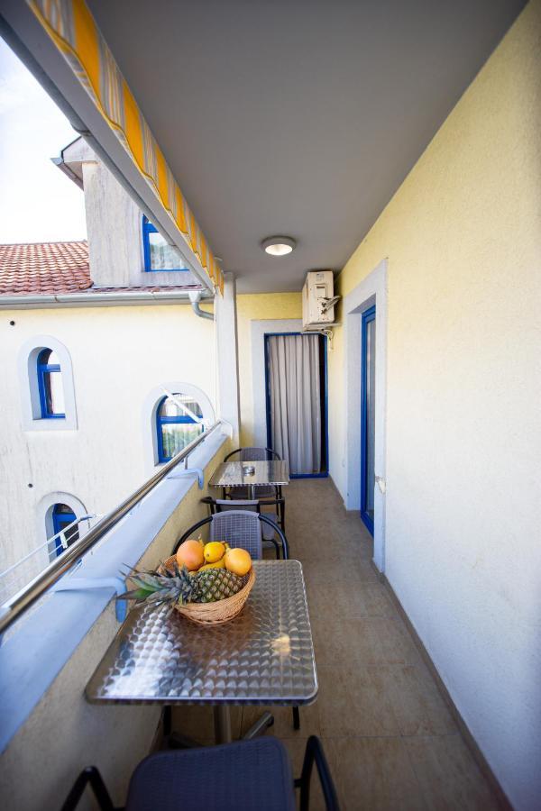 Tanja Apartments Rafailovići Eksteriør billede