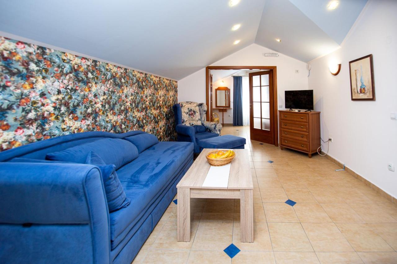 Tanja Apartments Rafailovići Eksteriør billede